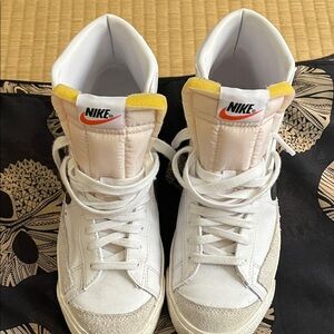 Nike White and Yellow Women's Sneakers